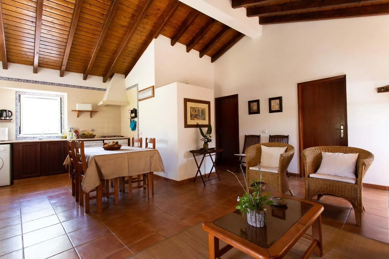 Holiday home Casinha Almares Villa Carrapateira